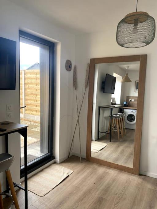 Coutiches Entre Ville Et Campagne Appartement Cosy Avec Parking Et Terrasse Wood מראה חיצוני תמונה