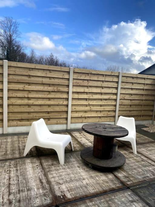 Coutiches Entre Ville Et Campagne Appartement Cosy Avec Parking Et Terrasse Wood מראה חיצוני תמונה